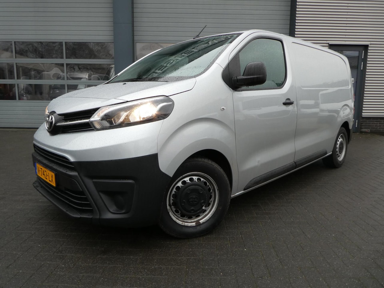 Toyota ProAce Worker - 1.6 D-4D Cool Comfort airco - AutoWereld.nl