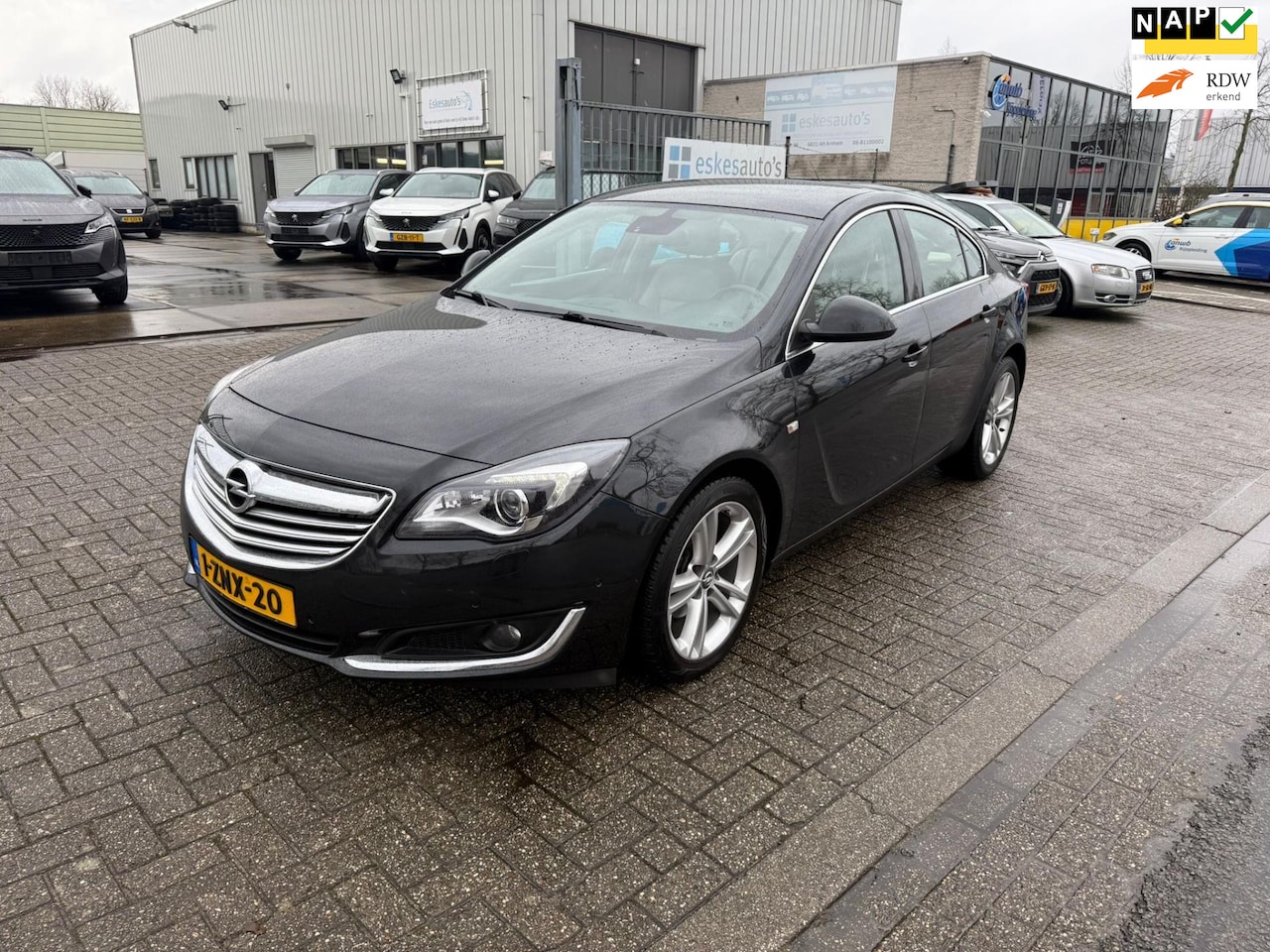 Opel Insignia - 2.0 CDTI Cosmo 2.0 CDTI Cosmo, Automaat, Navi, Leder, NAP - AutoWereld.nl