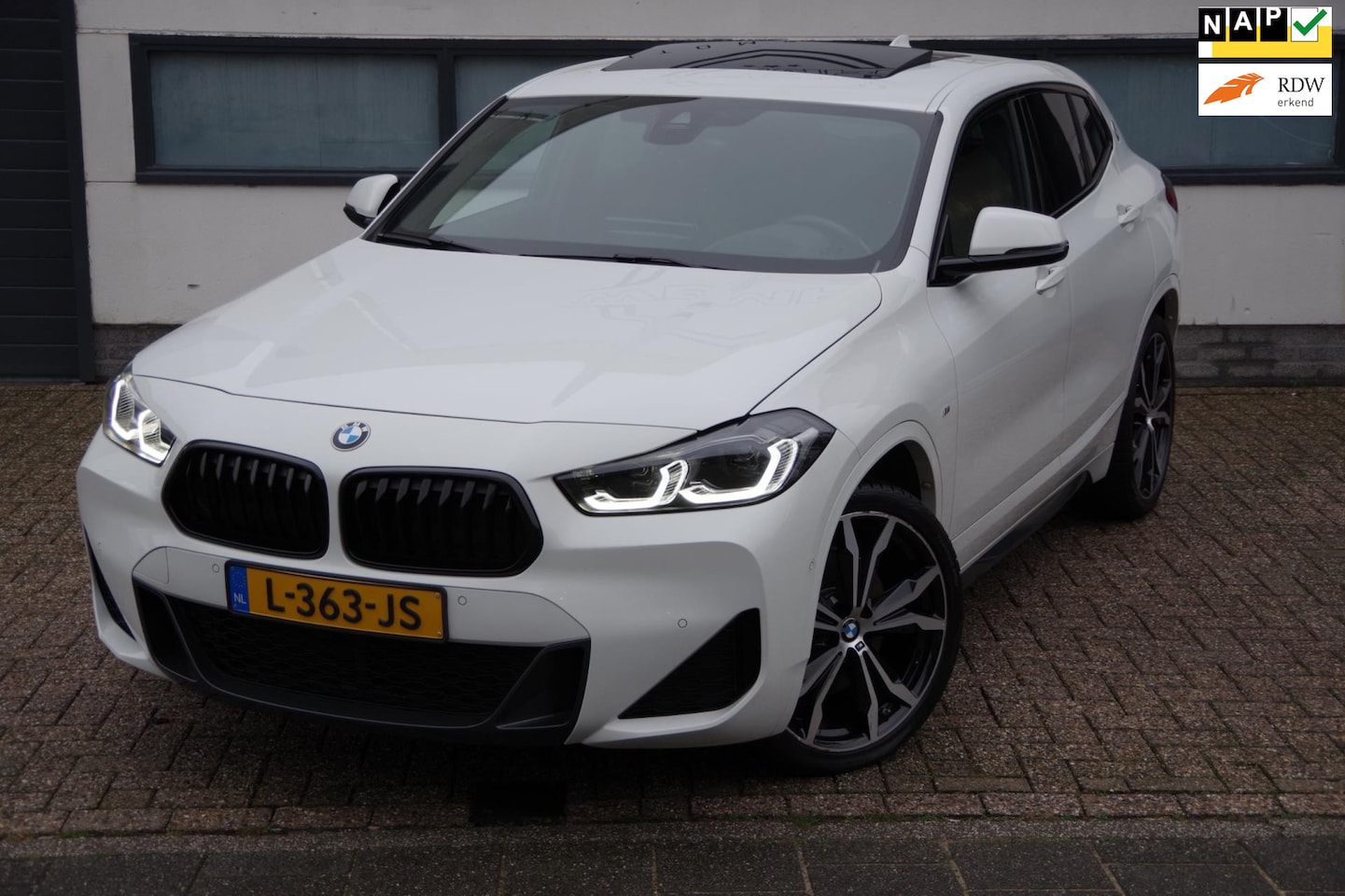 BMW X2 - SDrive20i Business Edition Plus M-Sport/ 1e eigenaar/Dealer onderhouden - AutoWereld.nl