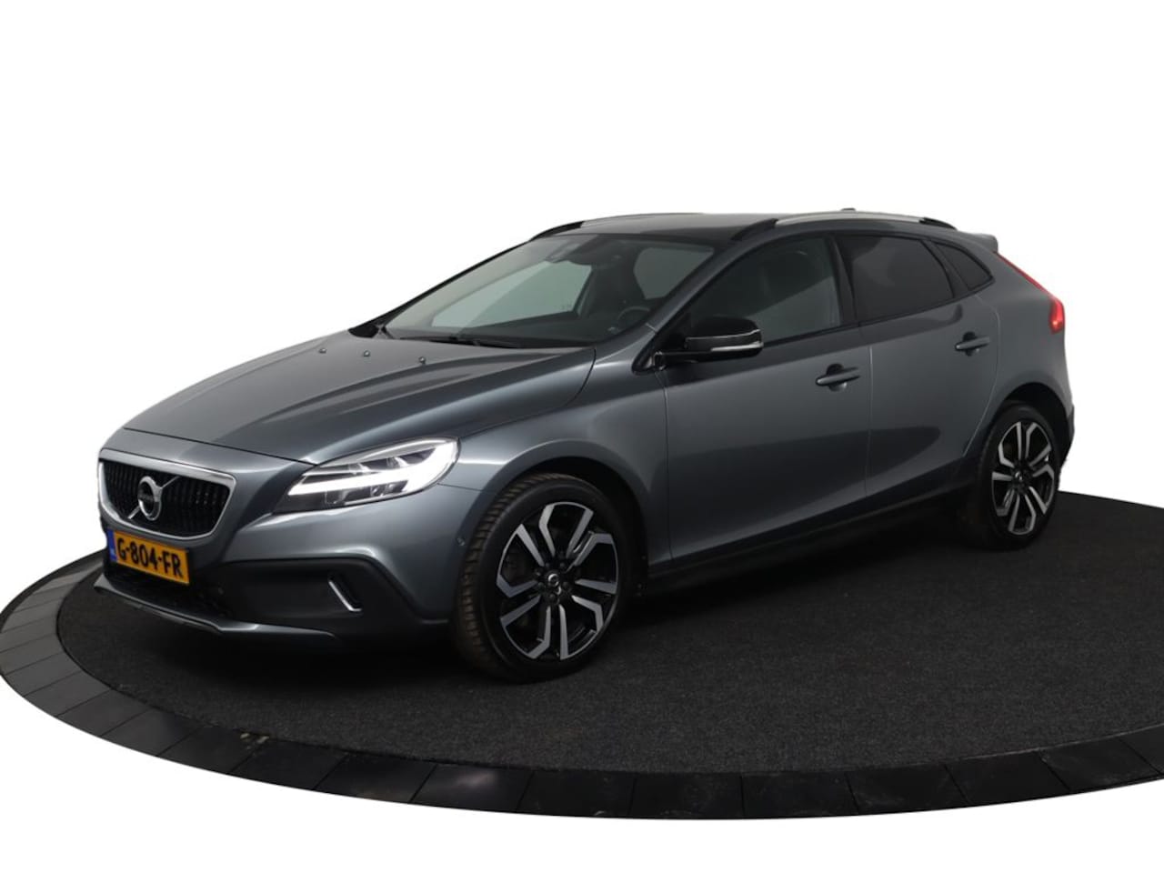 Volvo V40 Cross Country - 1.5 T3 Polar+ Luxury 1.5 T3 Polar+ Luxury - AutoWereld.nl