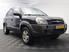 Hyundai Tucson - 2.0i Style distributie vervangen 0p 219000km