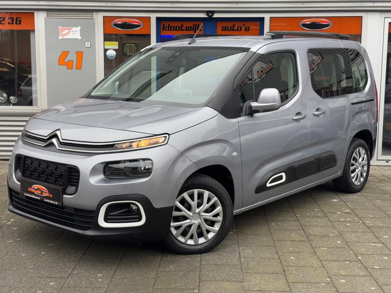 Citroën Berlingo - 1.2 P.Tech Live Navigatie Cruise 5-Persoons Bj.2020 1e Eigenaar! - AutoWereld.nl