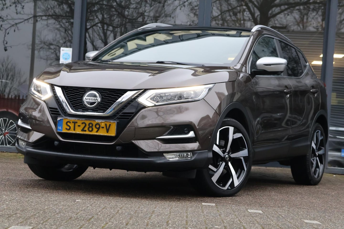 Nissan Qashqai - 1.2 Tekna +|Pano|360cam|Memory| - AutoWereld.nl