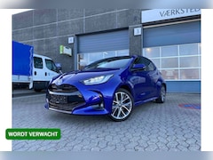 Toyota Yaris - 1.5 Hybrid 130 Executive |Navi|Carplay|PDC V+A|Dodehoek|HUD|Leer|Stoel en stuurverwarming|