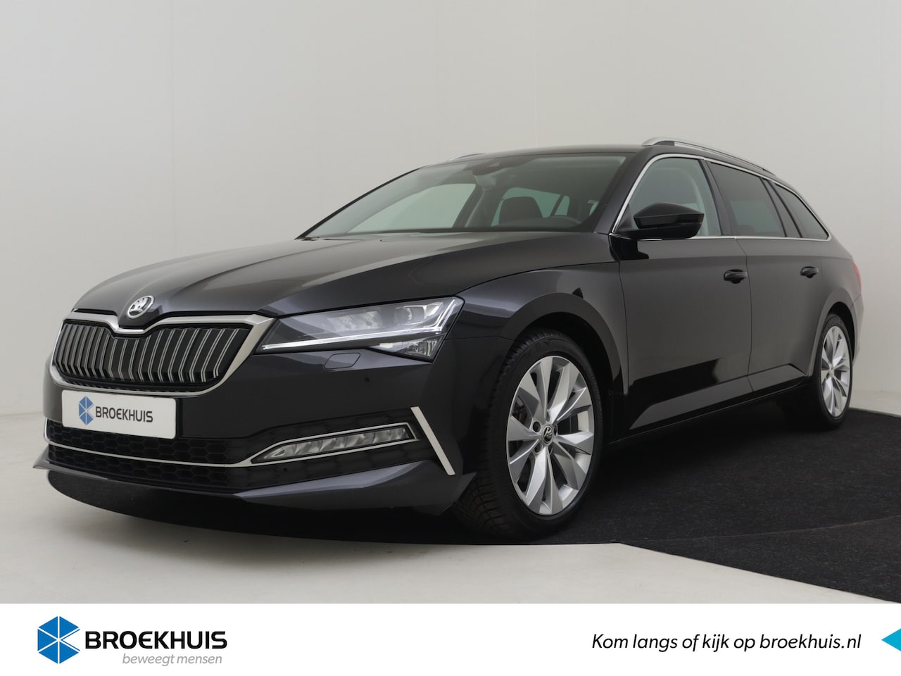 Skoda Superb Combi - 1.4 TSI iV Business Edition Plus 218pk | Trekgewicht 1600kg | Adaptief cruise control | Na - AutoWereld.nl