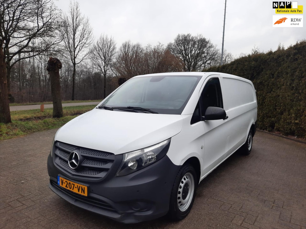 Mercedes-Benz Vito - 111 CDI Extra Lang 111 CDI Extra Lang - AutoWereld.nl