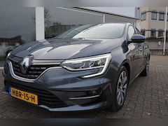 Renault Mégane E-Tech - plug in hybrid 160 Business Edition One / leer / bose / navigatie / camera / app / massage