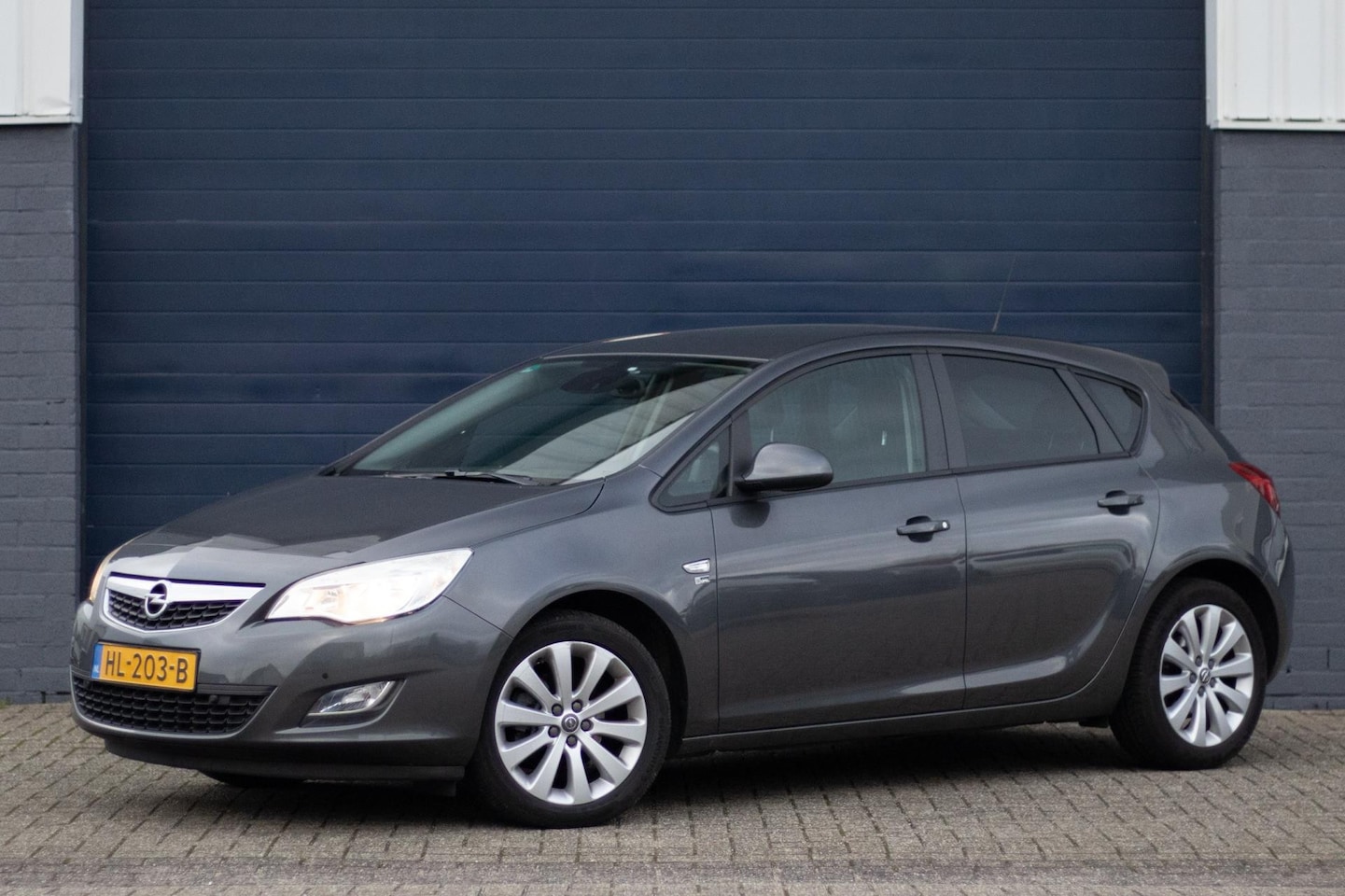 Opel Astra - 1.4 Turbo Sport + set winterwielen - AutoWereld.nl