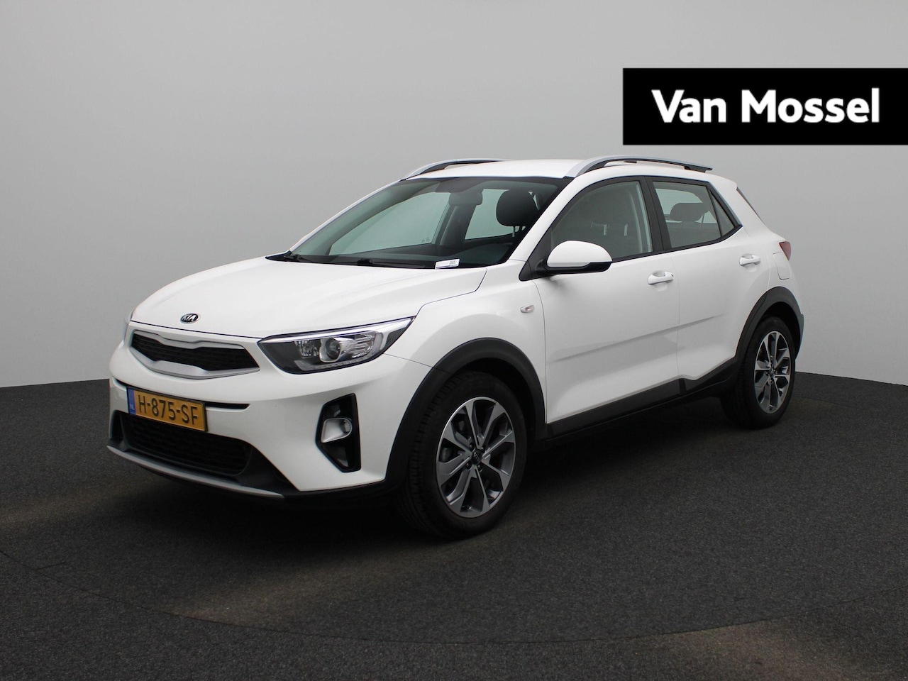 Kia Stonic - 1.0 T-GDi DynamicLine | Navigatie | Climate control | Parkeer sensoren | LMV | Camera | DA - AutoWereld.nl