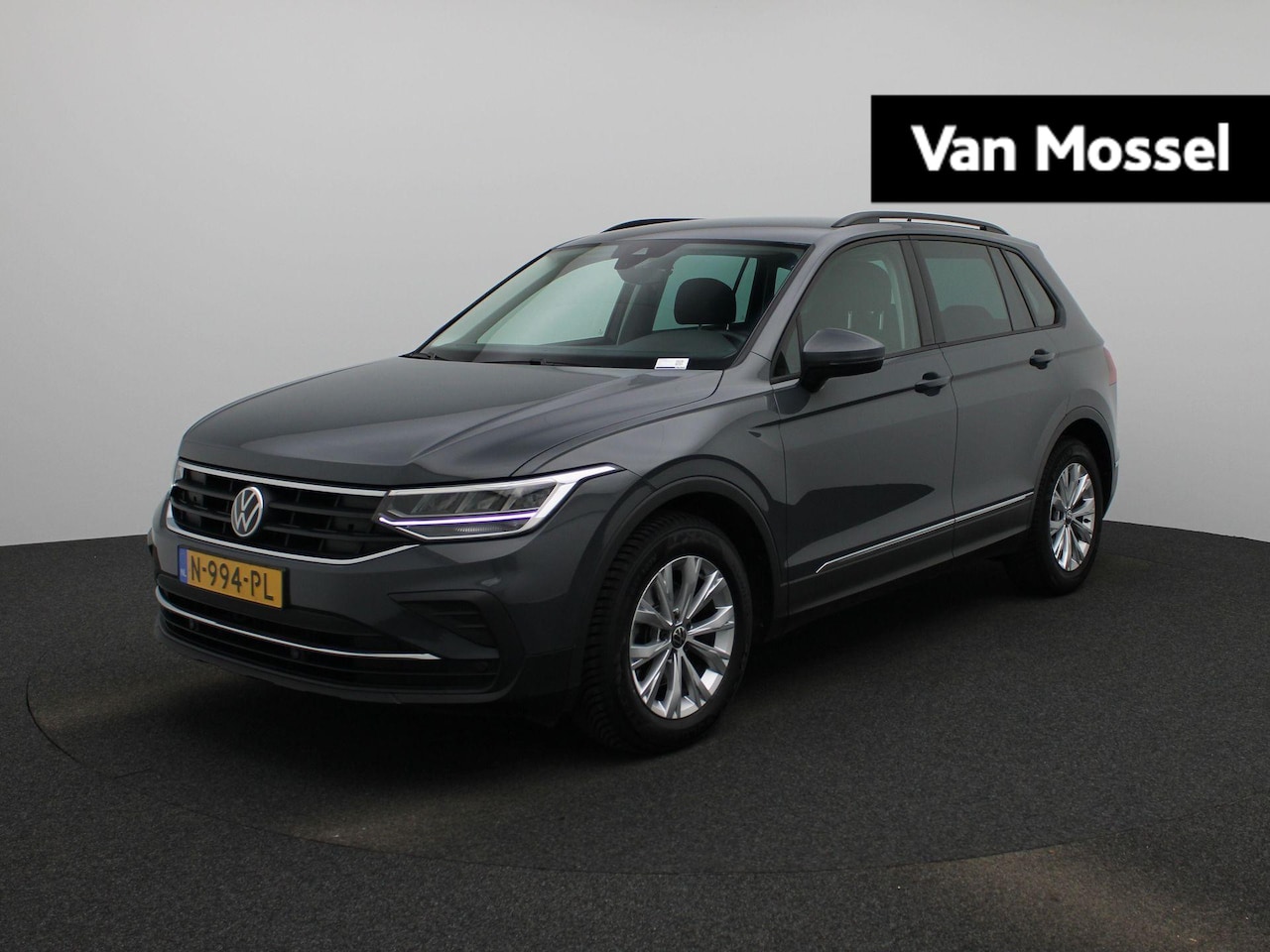 Volkswagen Tiguan - 1.5 TSI Life 150 PK | Automaat | Navigatie | Adaptieve cruise control | Climatronic | Park - AutoWereld.nl