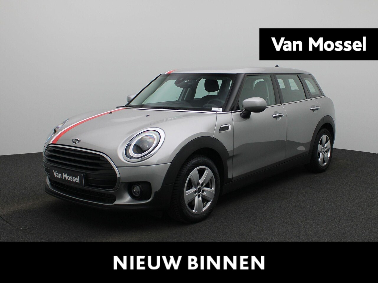 MINI Clubman - Mini 1.5 Cooper | Automaat | Parkeer sensoren | Virtual cockpit | Camera | LMV | Stoel ver - AutoWereld.nl