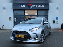 Toyota Yaris - 1.5 Hybrid 130 Executive Stuur/Stoelverw/Dodehoek/PDC