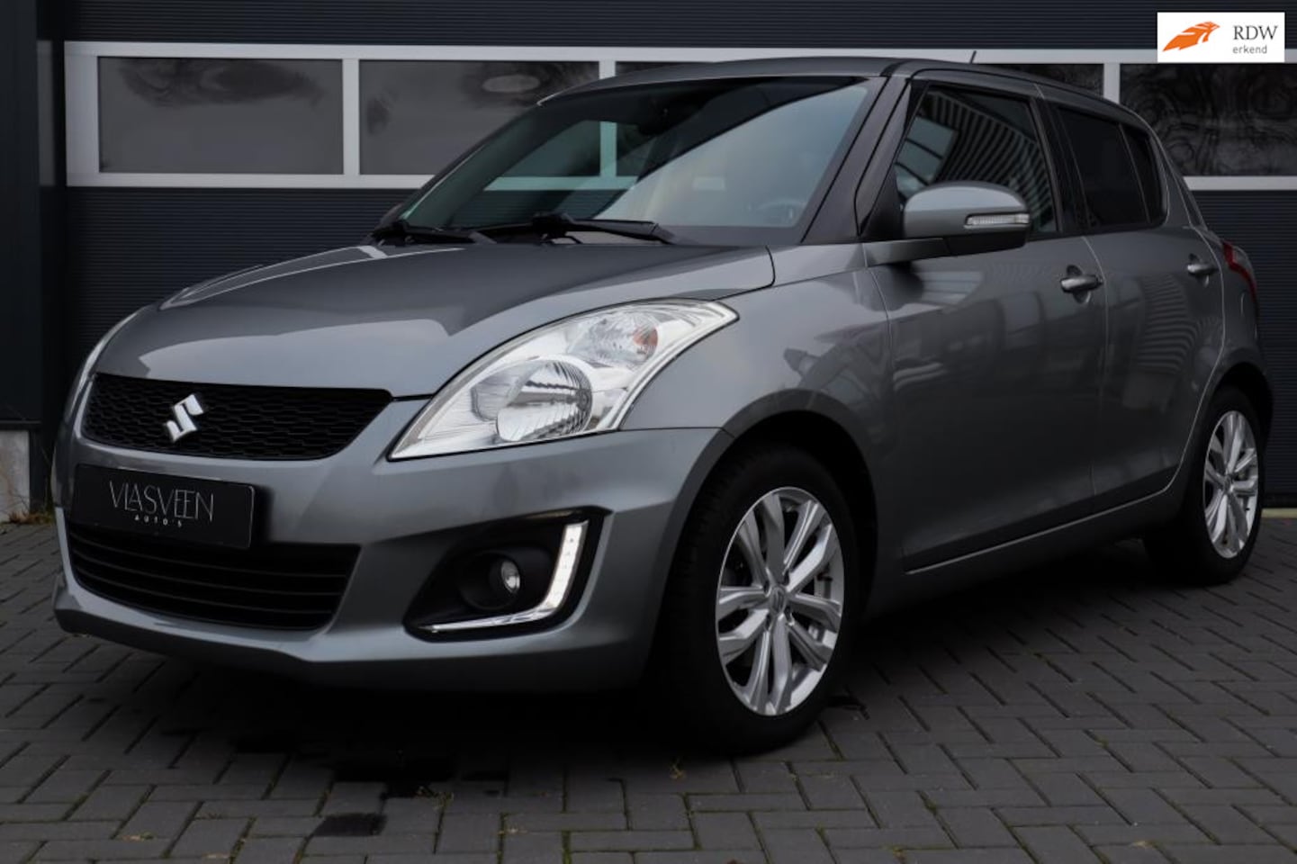 Suzuki Swift - 1.2 Exclusive EASSS 1.2 Exclusive EASSS - AutoWereld.nl