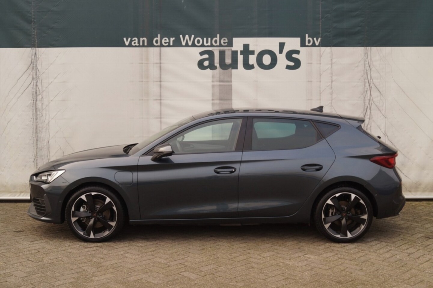 CUPRA Leon - 1.4 e-Hybrid Business Edition -LED-ECC-ACC-CAM- - AutoWereld.nl