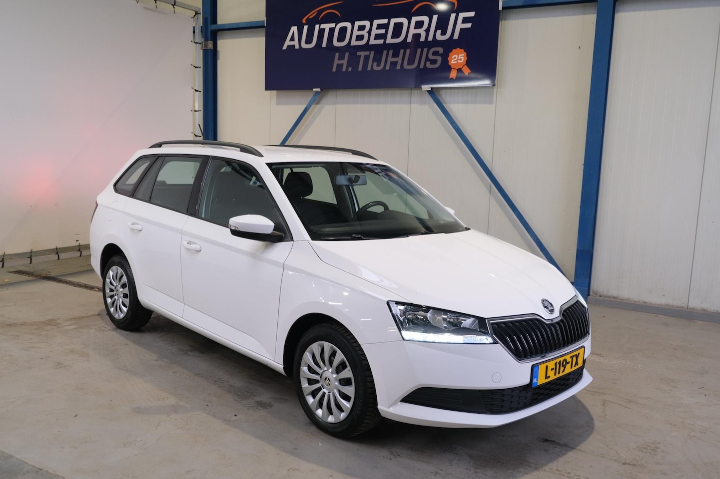 Skoda Fabia Combi - 1.0 TSI Active - N.A.P. Airco, Cruise. - AutoWereld.nl