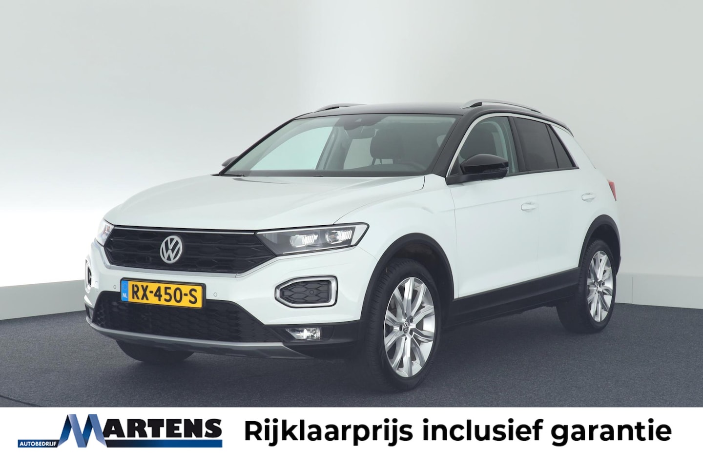 Volkswagen T-Roc - 1.0 TSI 116pk H6 Style Trekhaak Led Virtual Cockpit Navigatie - AutoWereld.nl