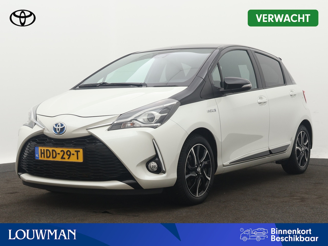 Toyota Yaris - 1.5 Hybrid Bi tone | Navigatie | Stoelverwarming | Safety Sense | - AutoWereld.nl