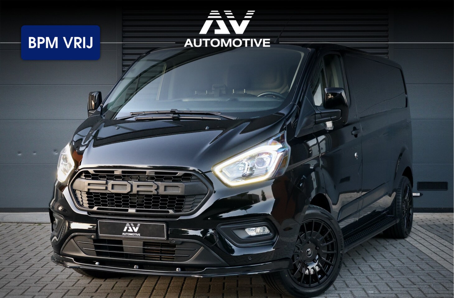 Ford Transit Custom - 300 2.0 TDCI L2H1 AUT Raptor Edition | BPM VRIJ | Nieuwstaat | CarPlay | Lane Assist | Tre - AutoWereld.nl