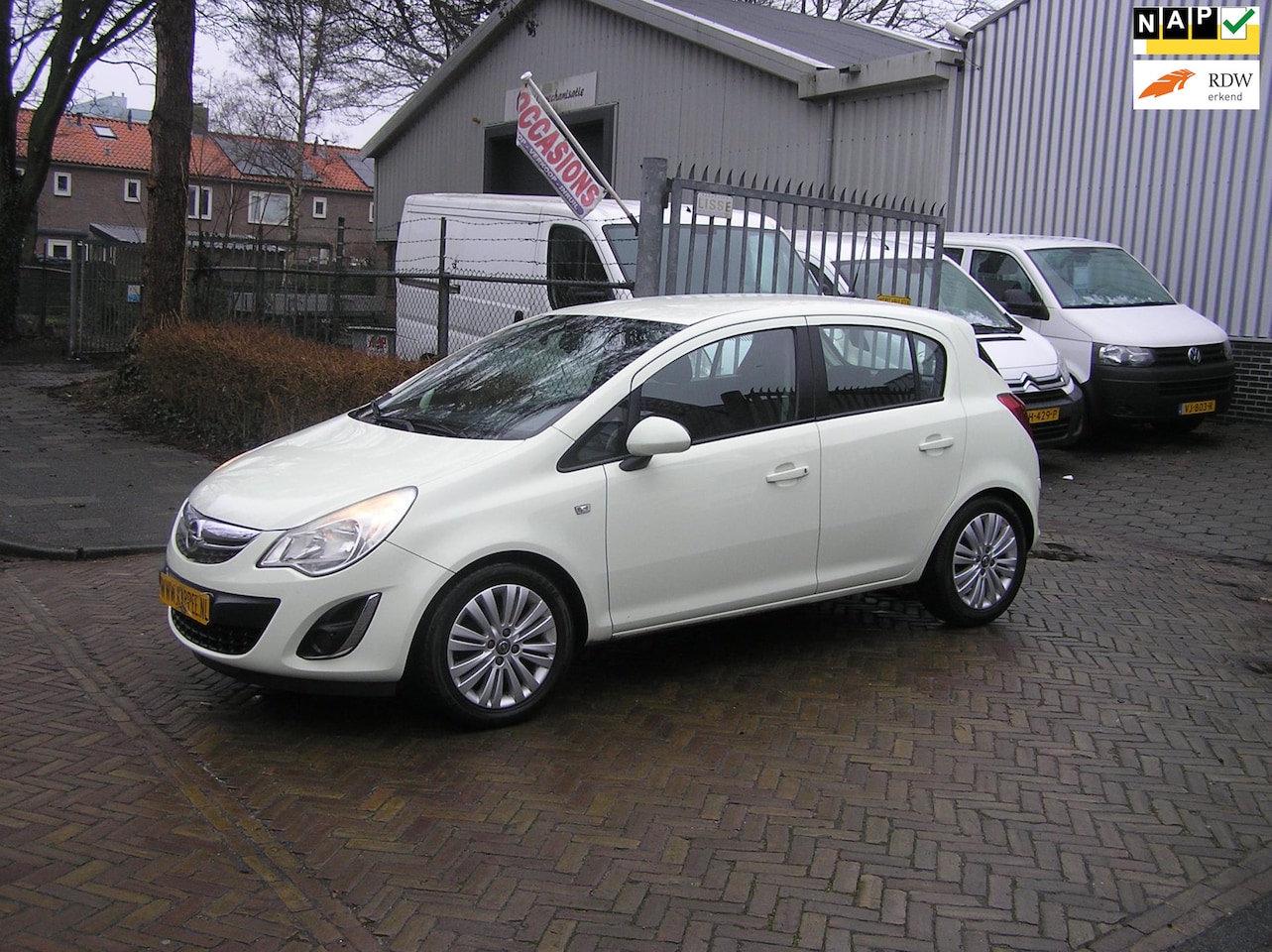 Opel Corsa - 1.2-16V Cosmo nap airco nieuwe apk - AutoWereld.nl