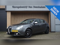 Alfa Romeo Giulietta - 1.4 T 211pk Distinctive Limited Edition Leder Xenon 18inch LM Navi *NL auto* 99094km 2e Ei