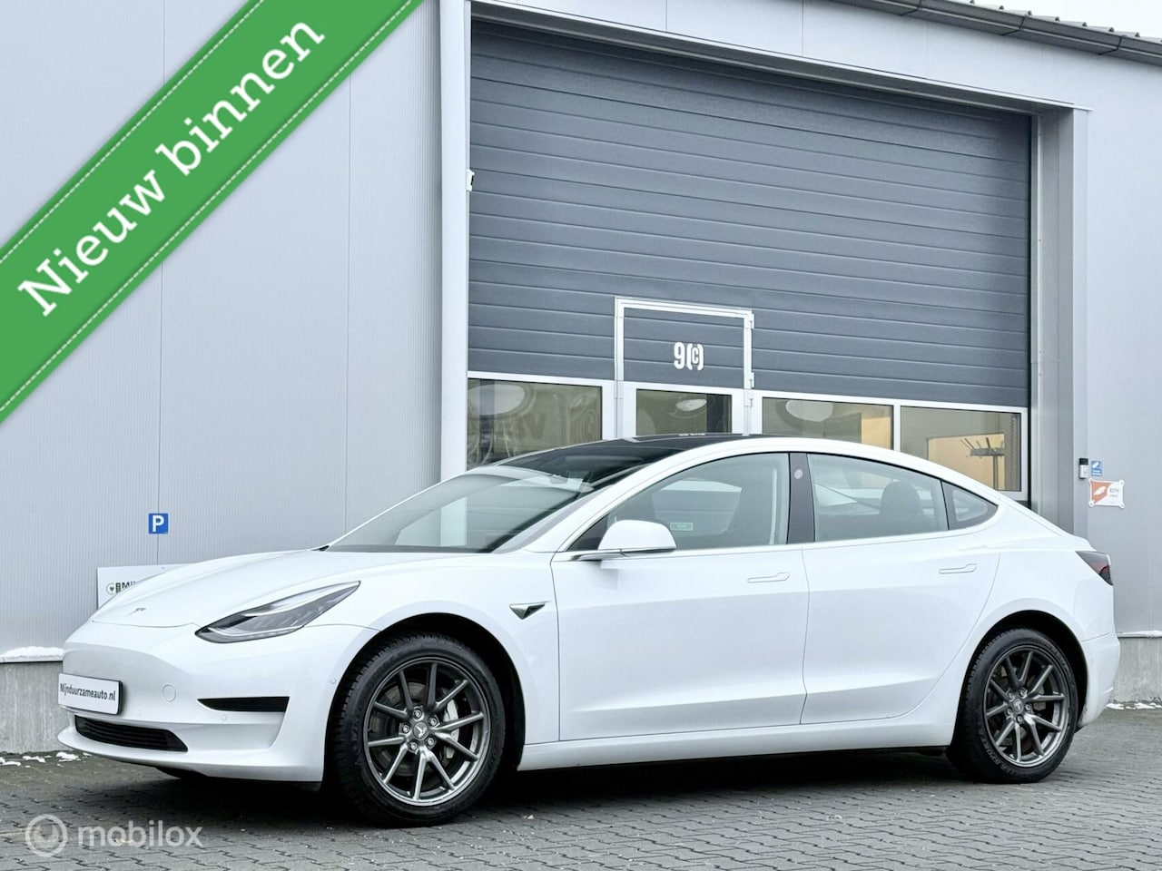 Tesla Model 3 - Standard Range 60 kWh - Trekhaak - incl BTW - AutoWereld.nl