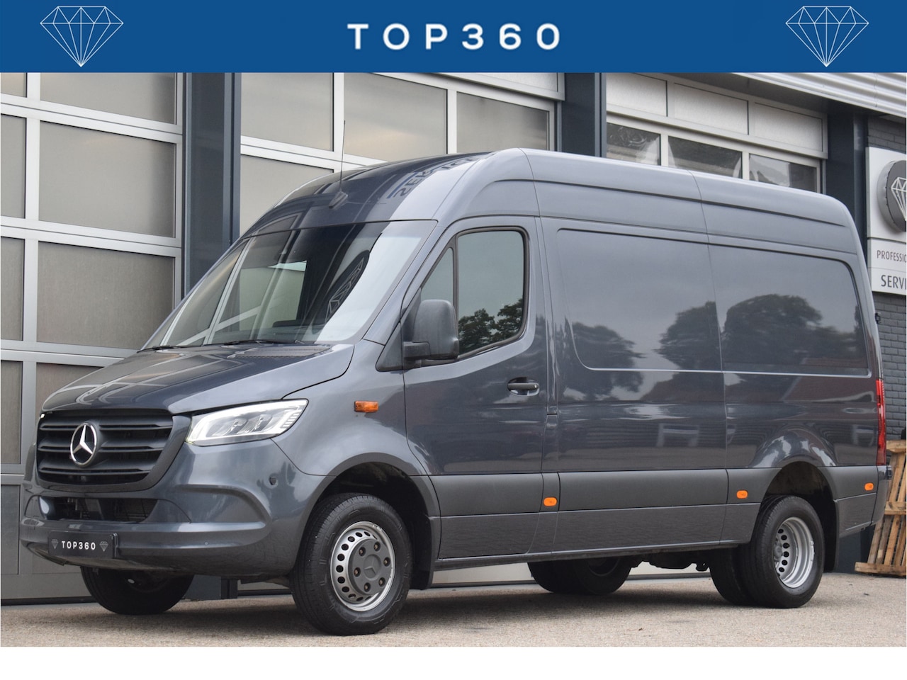 Mercedes-Benz Sprinter - 519 3.0 CDI L2H2 EURO VI-D Automaat 3500kg | trekhaak | LED - AutoWereld.nl