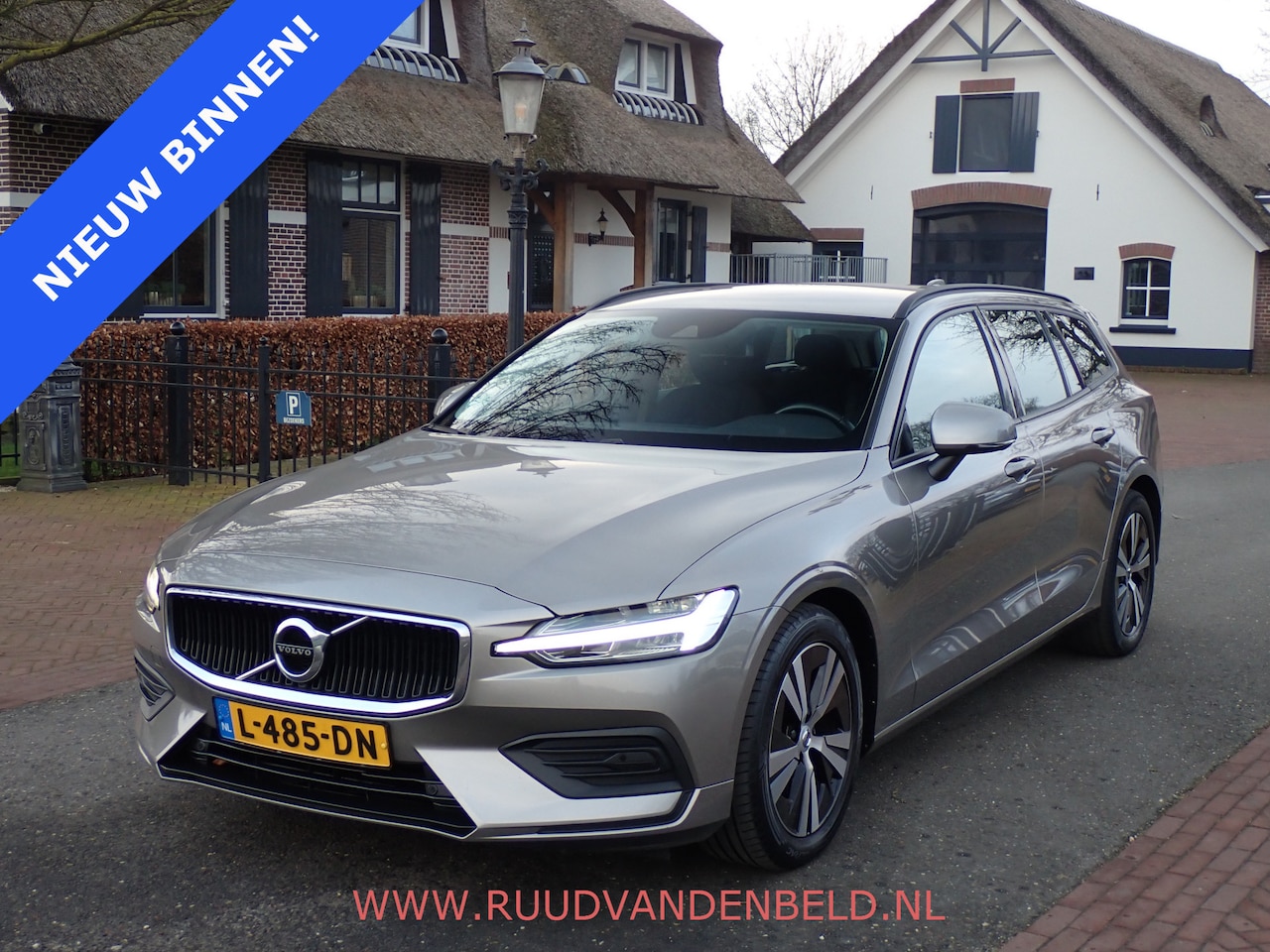 Volvo V60 - 2.0 B3 FULL-LED / TREKHAAK / CAMERA / CARPLAY - AutoWereld.nl