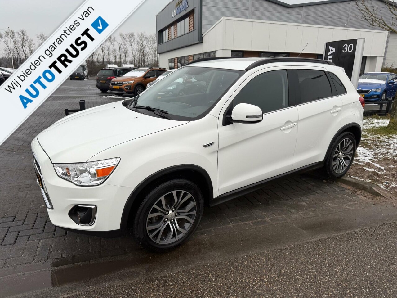 Mitsubishi ASX - 1.6 Cleartec Intense TREKHAAK,NAVI,CRUISE,XENON - AutoWereld.nl