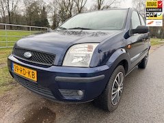 Ford Fusion - 1.4-16V Trend met airco en trekhaak