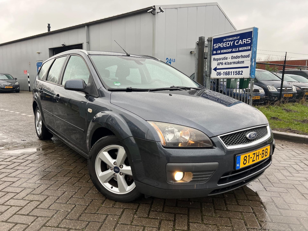 Ford Focus Wagon - 1.6-16V Futura 2008 PDC Cruise Stoelverwarming - AutoWereld.nl