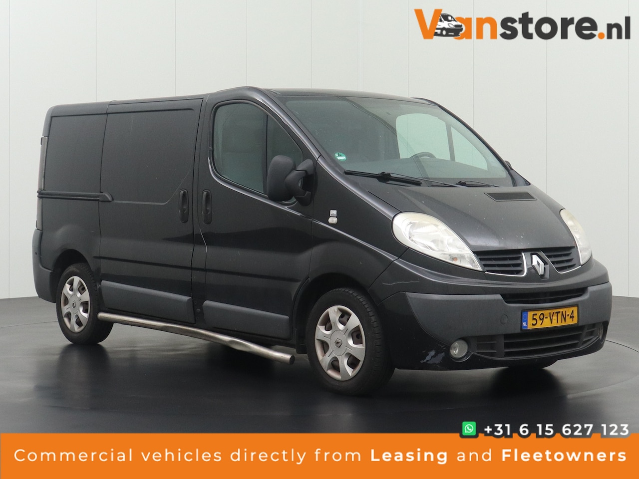 Renault Trafic - 2.0DCi Engine broken Marge | Airco | 3-Persoons | Trekhaak - AutoWereld.nl