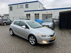 Opel Astra - 1.6 Edition