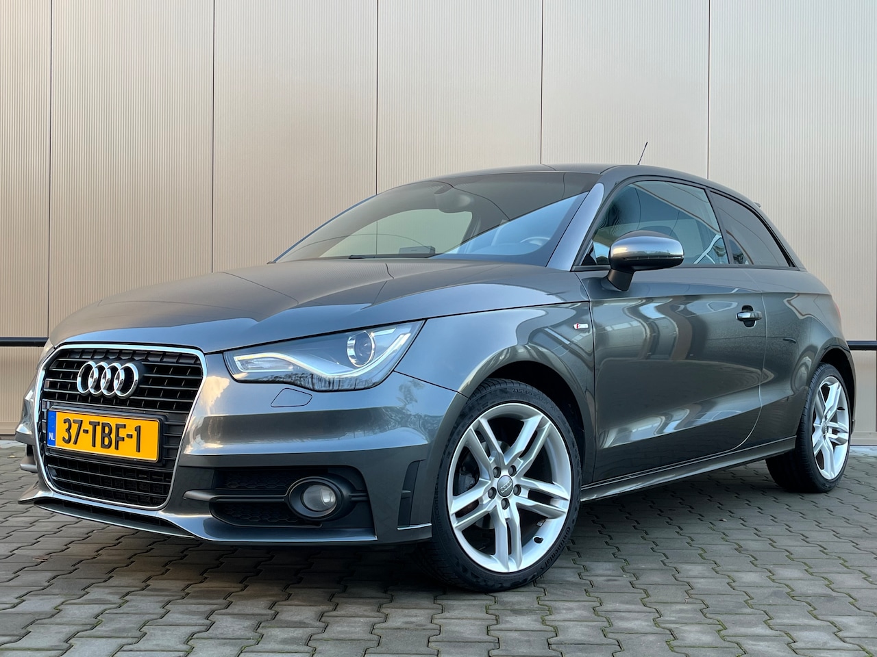 Audi A1 - 1.2 TFSI S edition - AutoWereld.nl