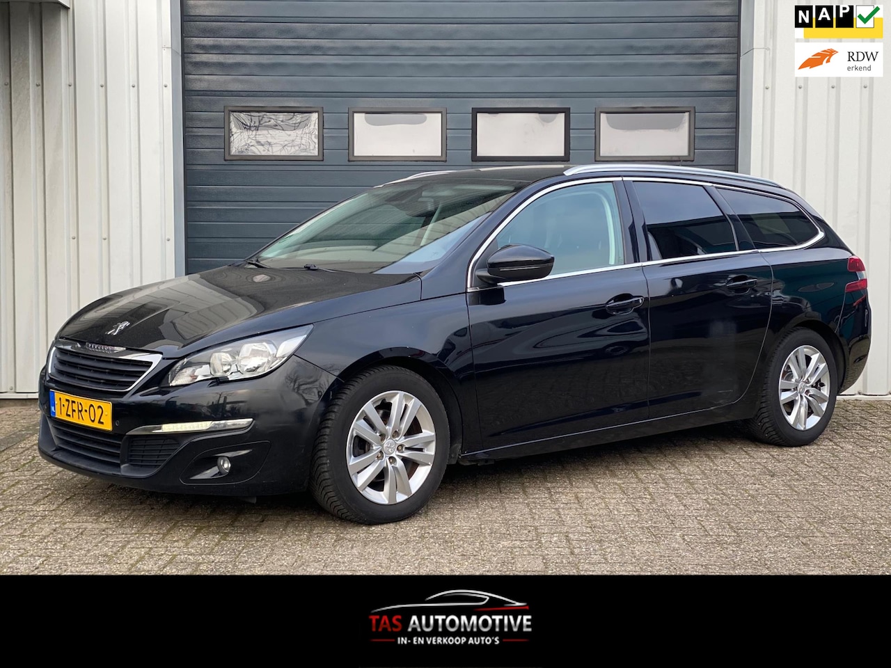 Peugeot 308 SW - 1.6 BlueHDi Blue Lease Executive NAVI / PANO - AutoWereld.nl