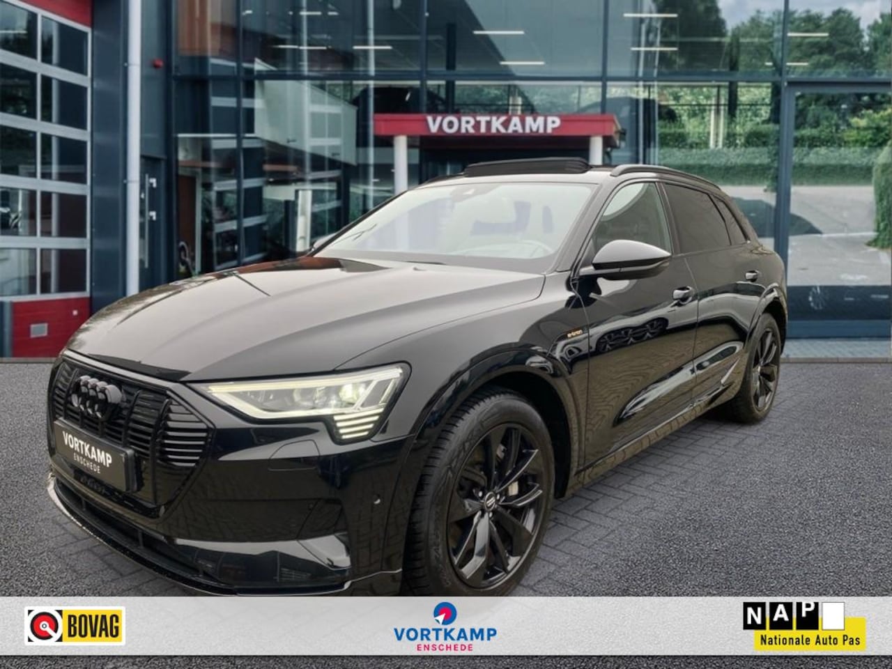 Audi e-tron - 50 QUATTRO S-LINE PANO-DAK/CAMERA/MEMORY/NAVI/ACC/STOELVERW - AutoWereld.nl