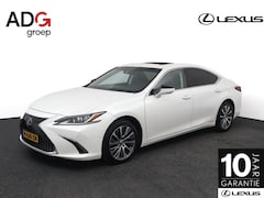 Lexus ES - 300h Preference Line | Stuurwielverwarming | Blind Spot Monitor | 18 Inch Lichtmetalen vel