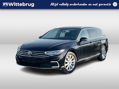 Volkswagen Passat Variant - 1.4 TSI 218pk PHEV GTE DSG Automaat Navigatie / Parkeersensoren / 18"LM Velgen / Bluetooth