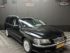 Volvo V70 - 2.4 Comfort Line | Airco | Nieuwe APK |