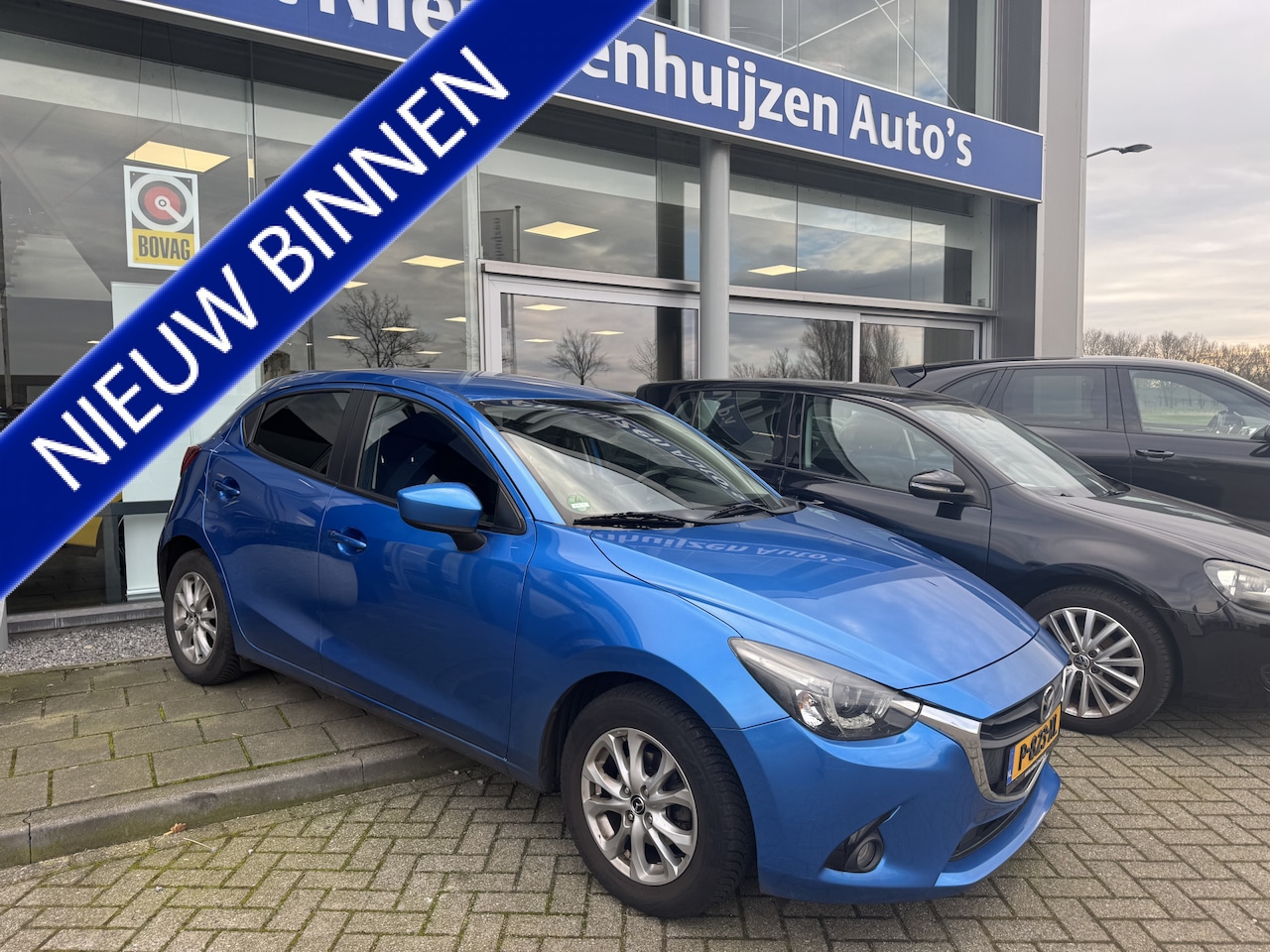 Mazda 2 - 1.5 Skyactiv-G TS+ Stoelverwarming | Navigatie | Parkeer Sensoren | Trekhaak    info;F.Bog - AutoWereld.nl