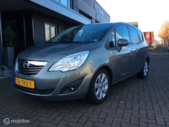 Opel Meriva - 1.4 Turbo Cosmo Trekh Nav Nap Cr contr Lm Vlg