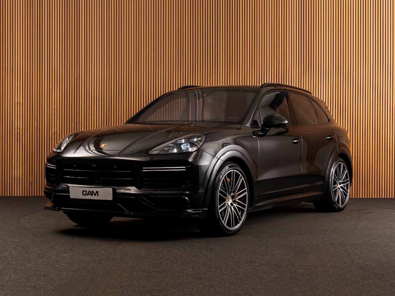 Porsche Cayenne - 4.0 Turbo S E-Hybrid ClanckAudio-PANO-PCCB - AutoWereld.nl