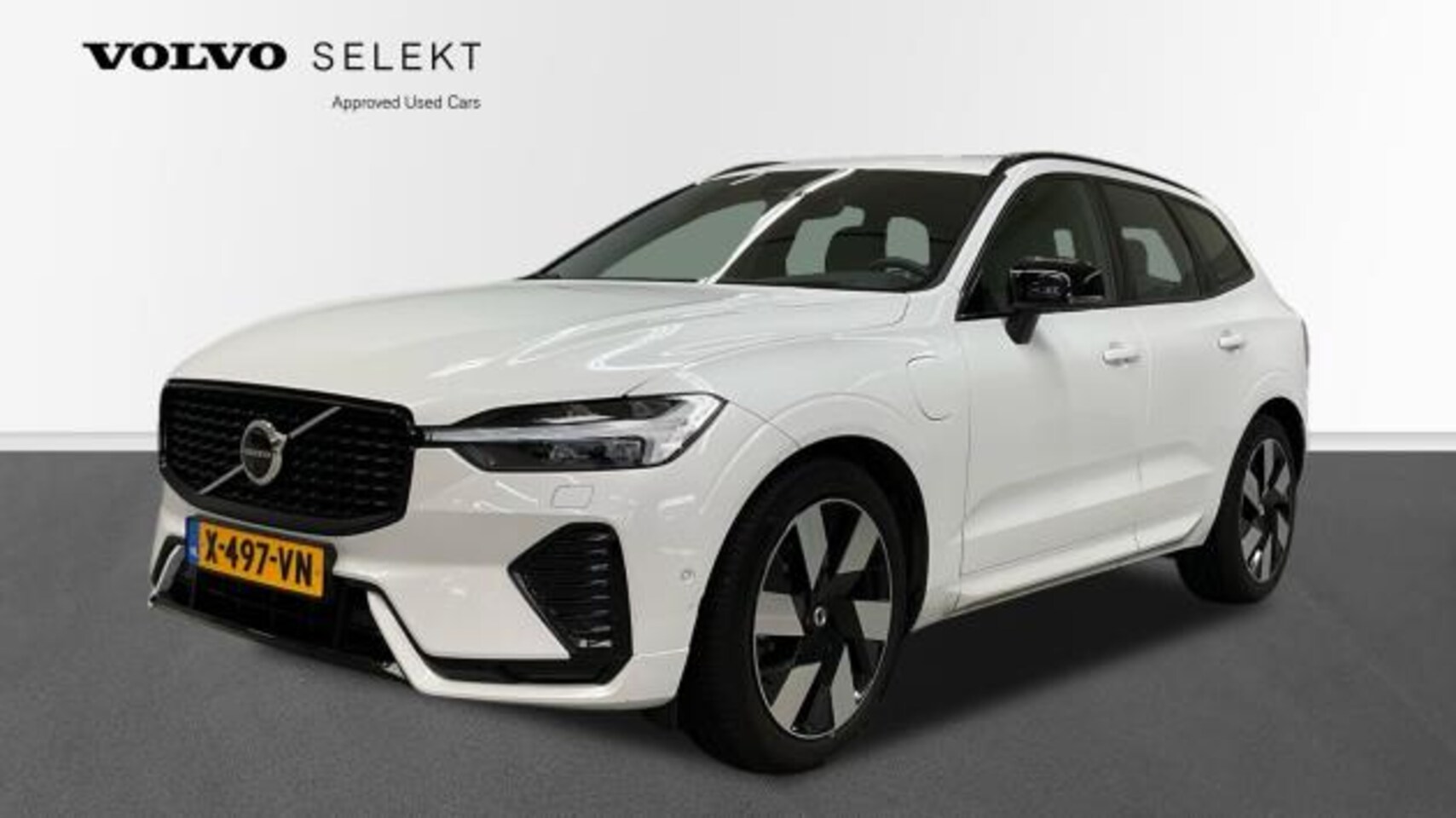 Volvo XC60 - T6 Plug-in hybrid AWD Ultimate Dark | Luchtvering | Long Range |  Verwarmbare Stoelen | Ha - AutoWereld.nl