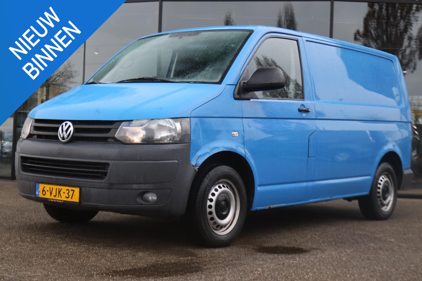 Volkswagen Transporter - 2.0 TDI 3-ZITS | CRUISE | STANDKACHEL | AIRCO | TREKHAAK - AutoWereld.nl