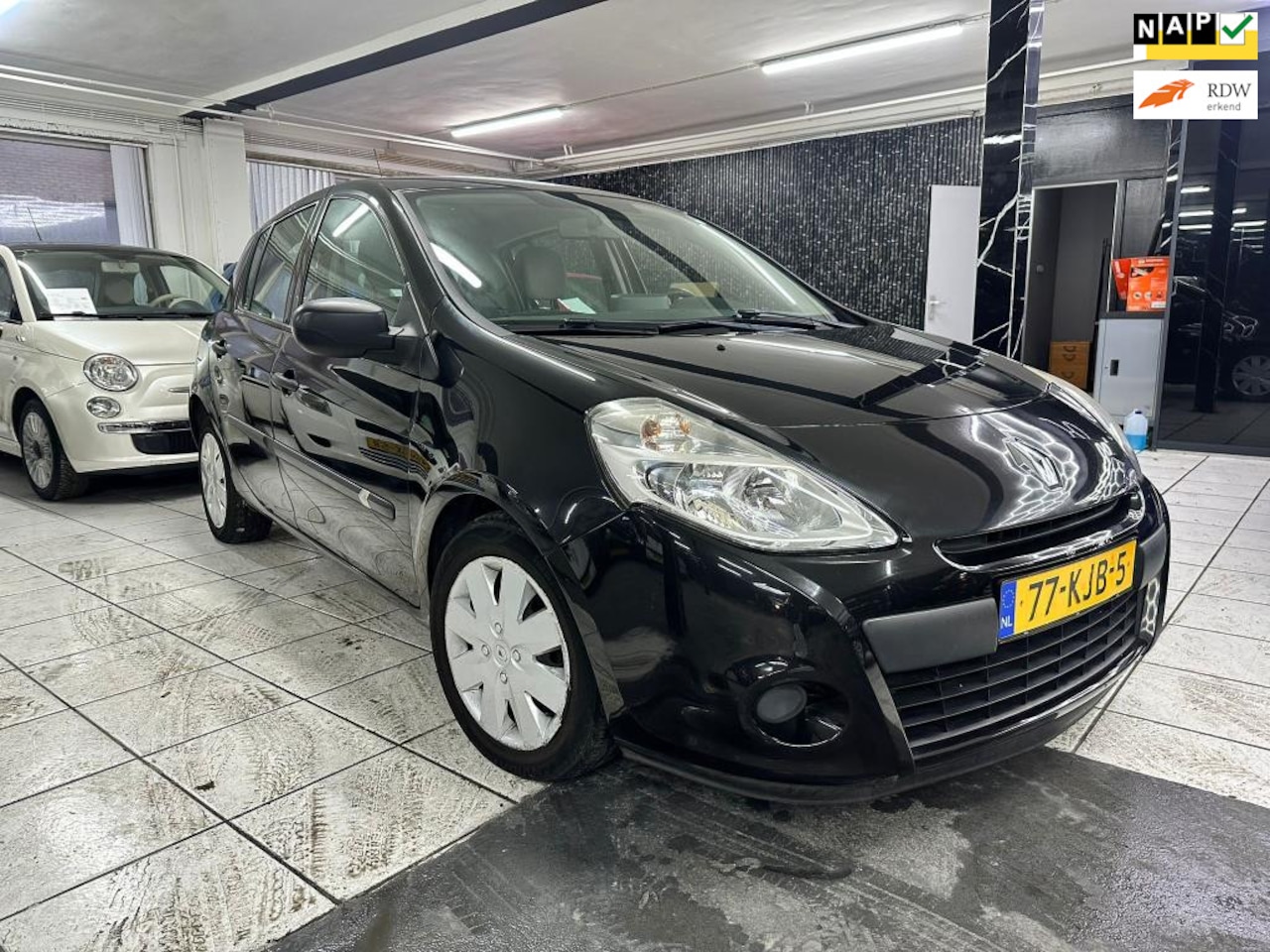 Renault Clio - 1.2 TCe Special Line 1.2 TCe Special Line - AutoWereld.nl