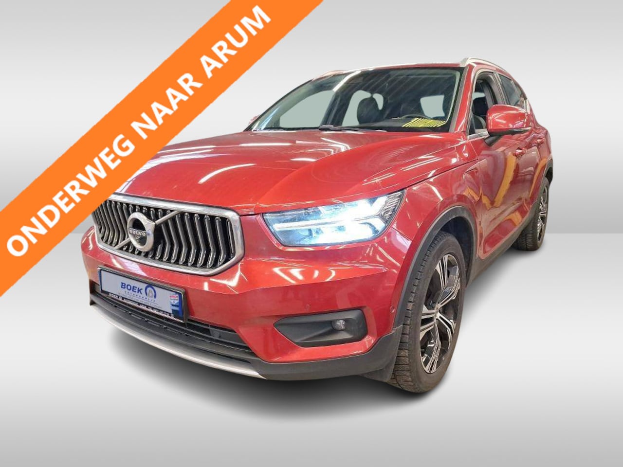 Volvo XC40 - 1.5 T4 Recharge Inscription BOMVOL | VOL LEER | PANO | TREKH. - AutoWereld.nl