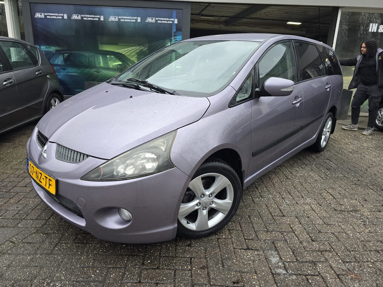 Mitsubishi Grandis - 2.4-16V Intense 6p. | NIEUWE APK | AIRCO | LMV | ELEC RAMEN | - AutoWereld.nl