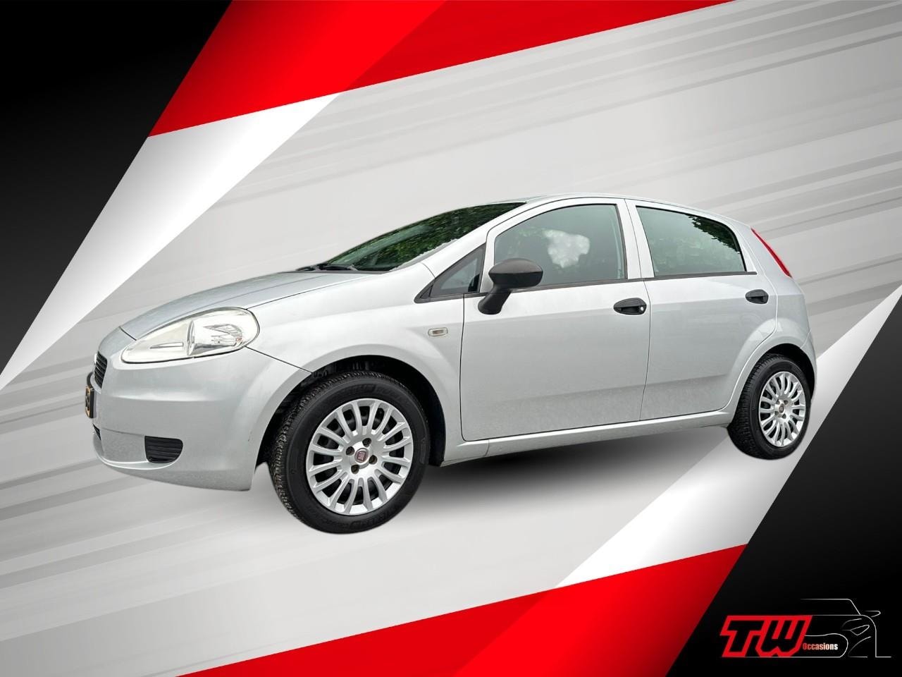 Fiat Grande Punto - 1.2 Actual | NWE APK & DISTRIBUTIE | AIRCO - AutoWereld.nl