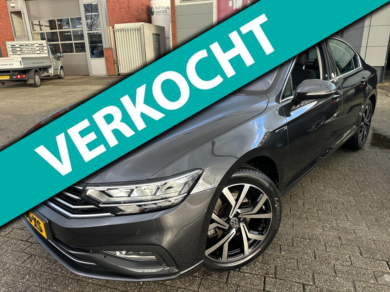 Volkswagen Passat - 1.5 TSI R-LINE 2021 DSG FACE-LIFT VIRTUAL-COCKPIT CAMERA NAP - AutoWereld.nl