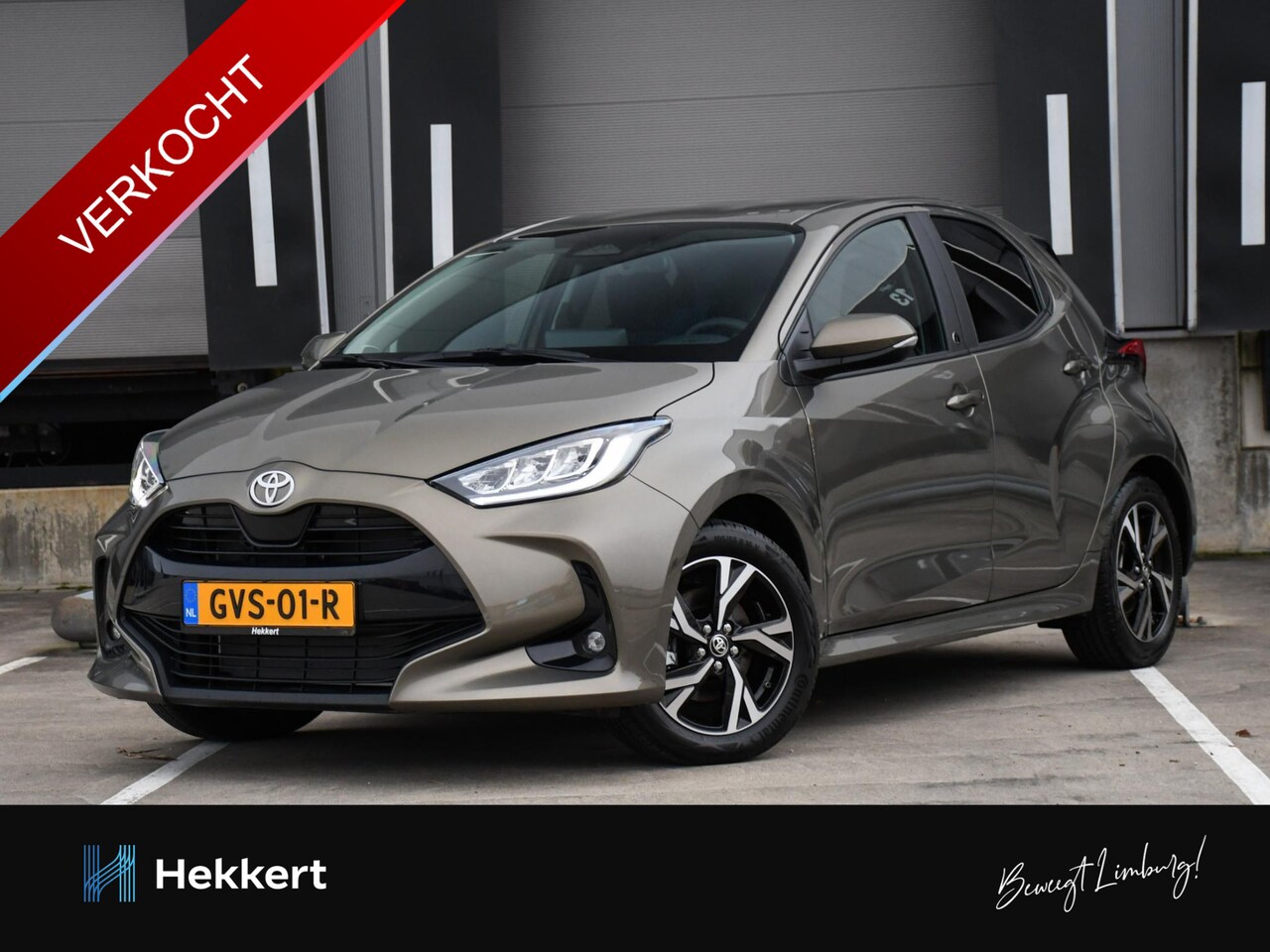 Toyota Yaris - Team D First Edition 1.5 Hybrid 115pk Automaat ADAPT. CRUISE | DAB | APPLE-CARPLAY | KEYLE - AutoWereld.nl