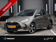 Toyota Yaris - Team D First Edition 1.5 Hybrid 115pk Automaat ADAPT. CRUISE | DAB | APPLE-CARPLAY | KEYLE